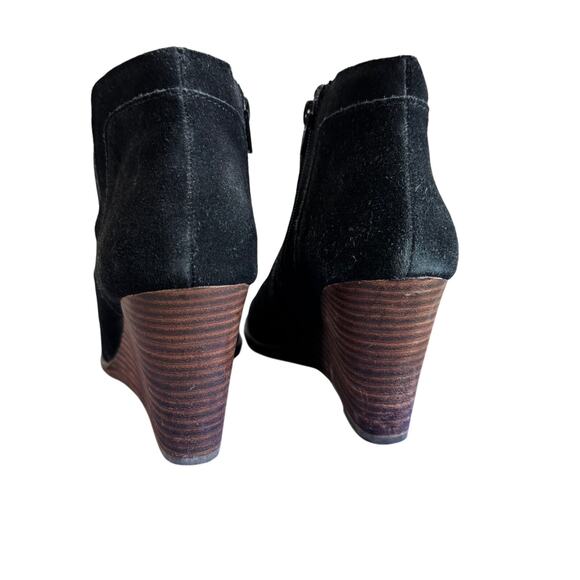 Lucky Brand Yabba Black Suede Wedge Ankle Booties Sz 9 - Picture 4 of 9